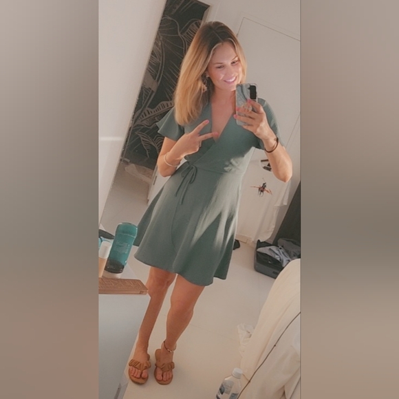 Meet your Posher, Liz - Picture 10 of 13